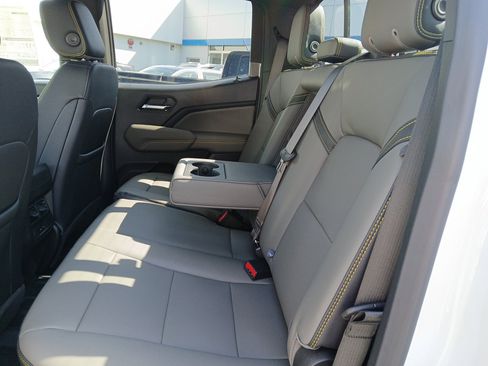 New 2026 Chevrolet Colorado ZR2 w/ Technology Package image 23