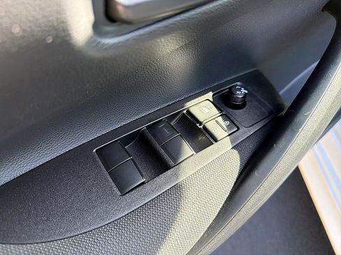 Certified 2025 Toyota Corolla LE image 10