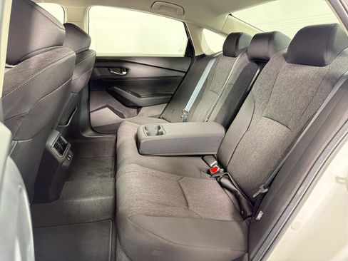 Used 2025 Honda Accord LX image 14