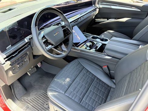 Certified 2026 Cadillac Escalade V w/ LPO, Floor Liner Package AWD/4WD image 19