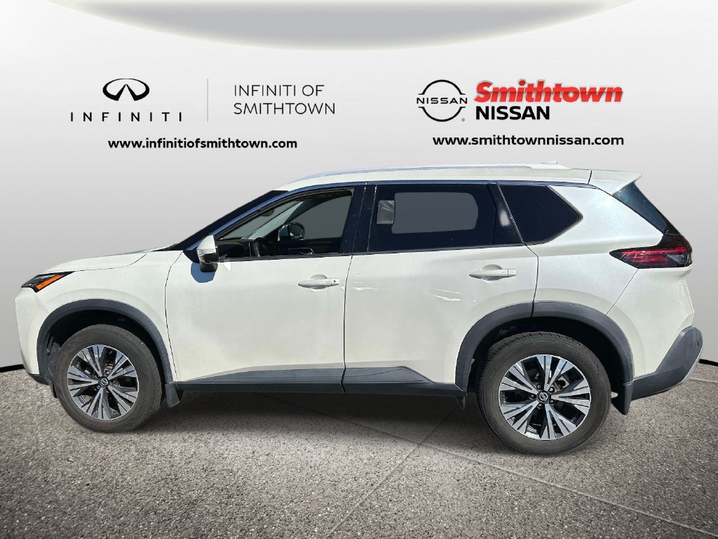 Used 2021 Nissan Rogue SV w/ Premium Package AWD/4WD image 2