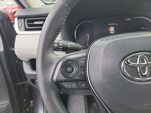 Used 2024 Toyota RAV4 XLE Premium FWD image 15