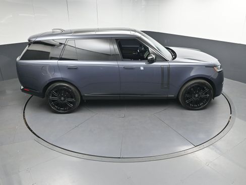 Certified 2024 Land Rover Range Rover Long Wheelbase SE image 36