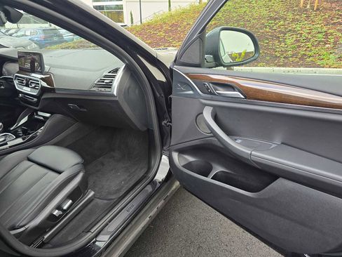 Used 2022 BMW X4 xDrive30i image 12