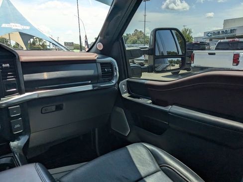 Used 2021 Ford F150 Lariat w/ Equipment Group 502A High AWD/4WD image 16