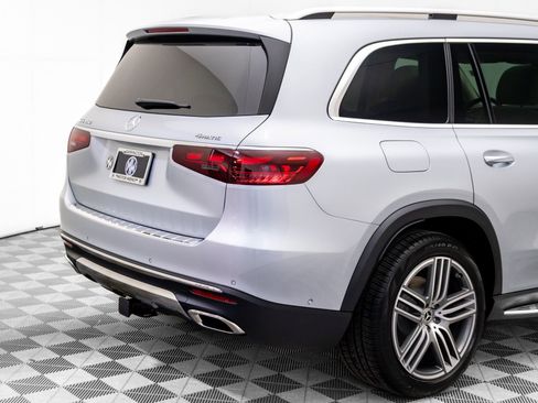 New 2026 Mercedes-Benz GLS 450 4MATIC image 39