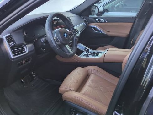 Used 2023 BMW X6 xDrive40i w/ M Sport Package AWD/4WD image 6
