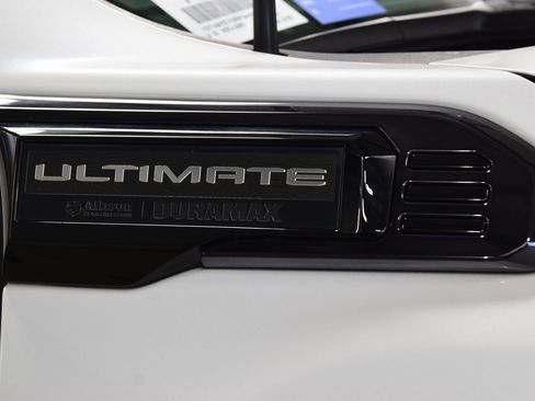 Used 2024 GMC Sierra 3500 Denali Ultimate image 17