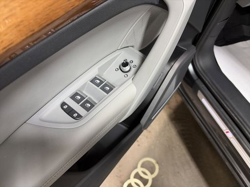 Certified 2022 Audi Q5 2.0T Premium Plus AWD/4WD image 24