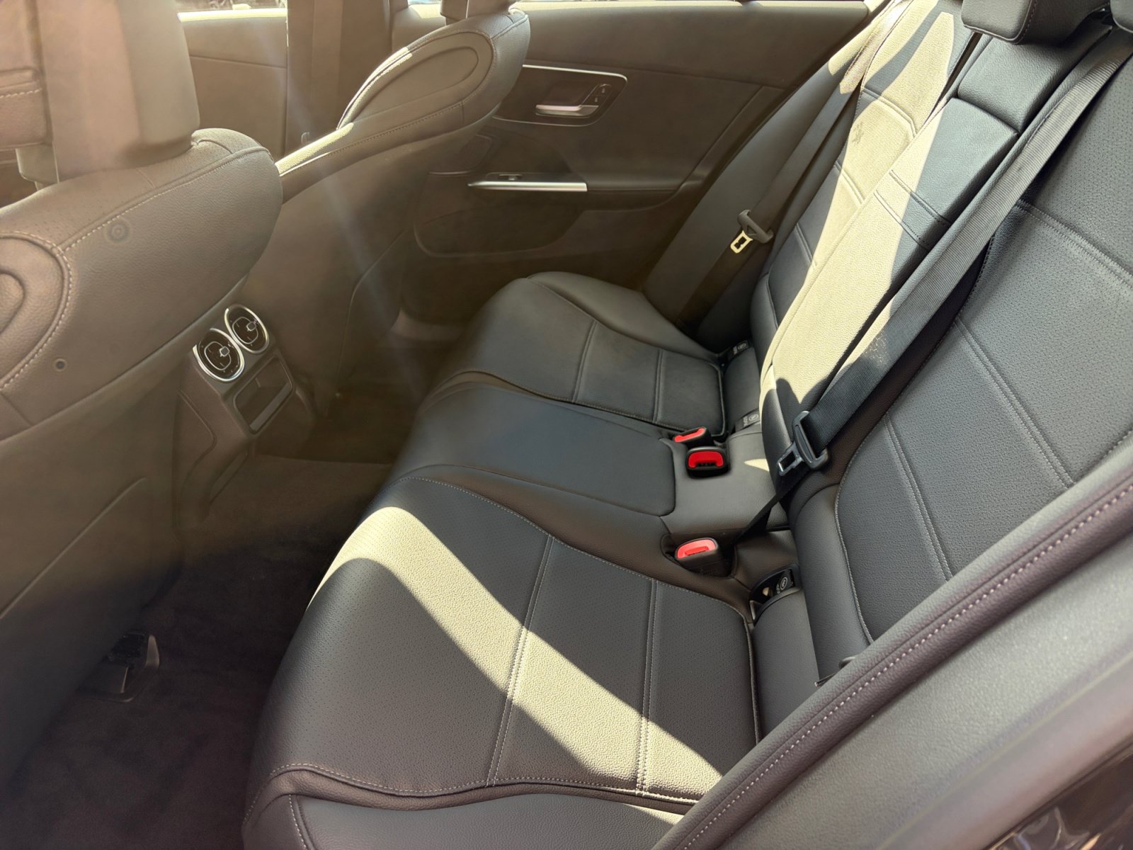 Used 2026 Mercedes-Benz C 300 4MATIC Sedan image 17