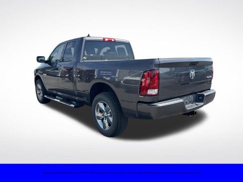 Used 2019 RAM 1500 Express w/ Express Value Package AWD/4WD image 3
