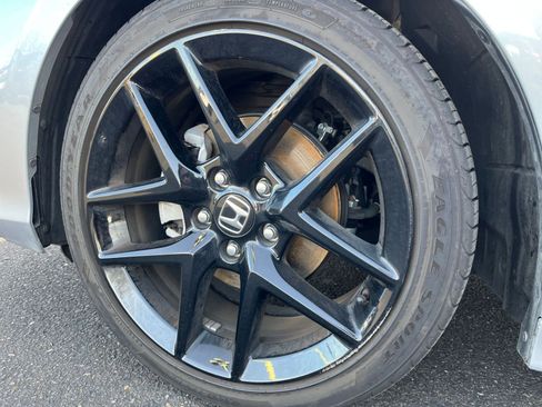 Used 2025 Honda Civic Sport image 28