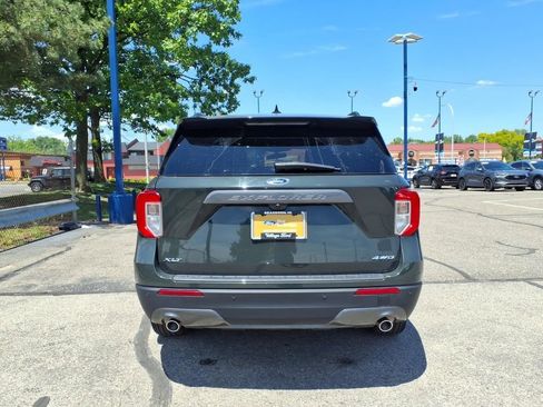 Certified 2024 Ford Explorer XLT w/ Equipment Group 202A AWD/4WD image 8