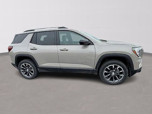 New 2026 GMC Terrain Elevation w/ Elevation Premium Package AWD/4WD image 2