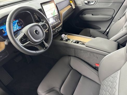New 2026 Volvo XC60 B5 Plus w/ Climate Package AWD/4WD image 9
