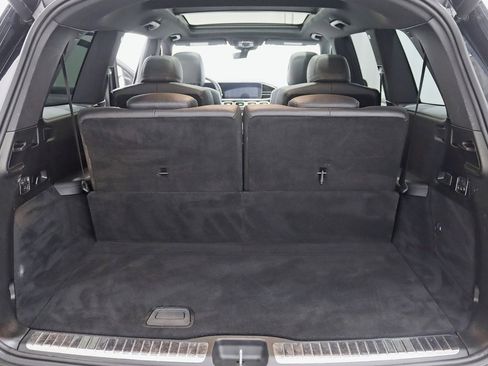 Used 2020 Mercedes-Benz GLS 450 4MATIC image 41