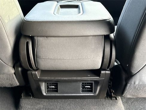 Used 2020 Chevrolet Silverado 1500 LT image 22