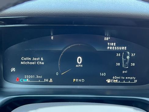 Used 2023 Lincoln Aviator AWD w/ Premium Package image 19
