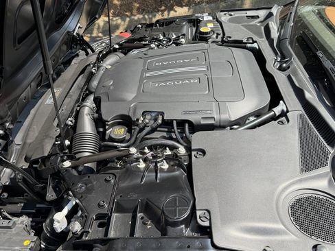 Used 2024 Jaguar F-TYPE R-Dynamic RWD image 9