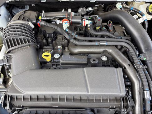 New 2025 Ford Maverick Lobo image 22