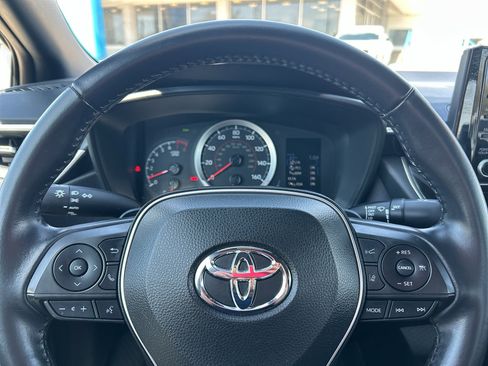 Used 2022 Toyota Corolla SE w/ SE Premium Package image 14