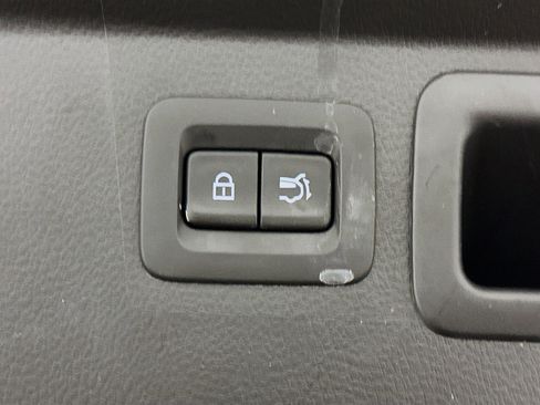 Used 2025 MAZDA CX-50 AWD 2.5 S w/ Premium Plus Pkg image 32