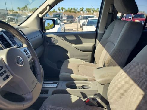 Used 2016 Nissan Frontier SV w/ SV Value Truck Package image 10