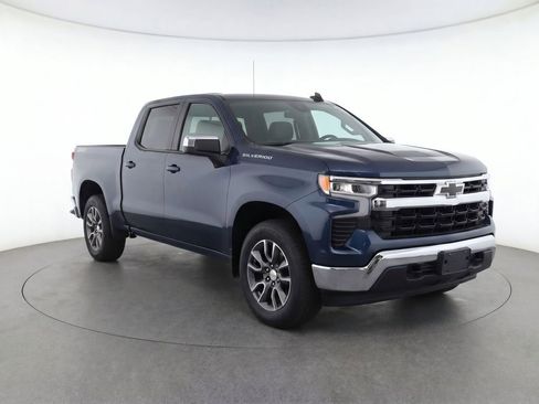 Used 2023 Chevrolet Silverado 1500 LT w/ Protection Package AWD/4WD image 2