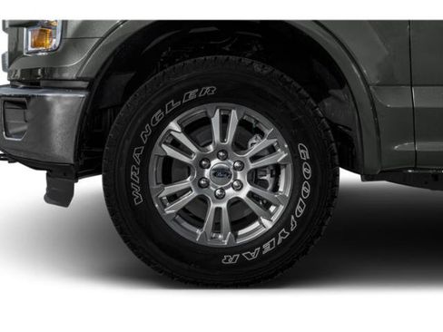 Used 2015 Ford F150 Lariat w/ Equipment Group 502A Luxury AWD/4WD image 13