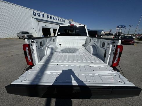 New 2025 Ford F250 Platinum image 24