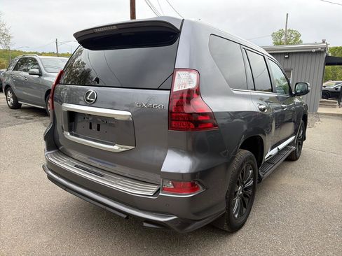 Used 2022 Lexus GX 460 Premium w/ Accessory Package AWD/4WD image 6