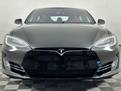 Used 2020 Tesla Model S Long Range Plus image 19