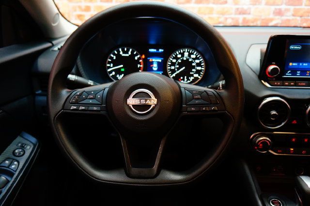Certified 2025 Nissan Sentra S FWD image 11