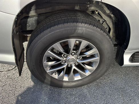 Used 2018 Lexus GX 460 Luxury image 35