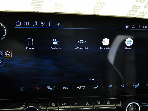 Used 2024 Chevrolet Blazer EV LT image 27