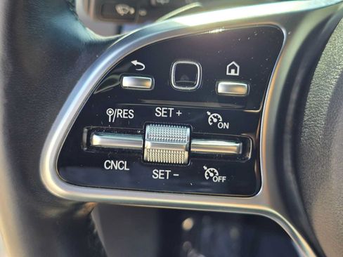Used 2021 Mercedes-Benz GLA 250 4MATIC image 34