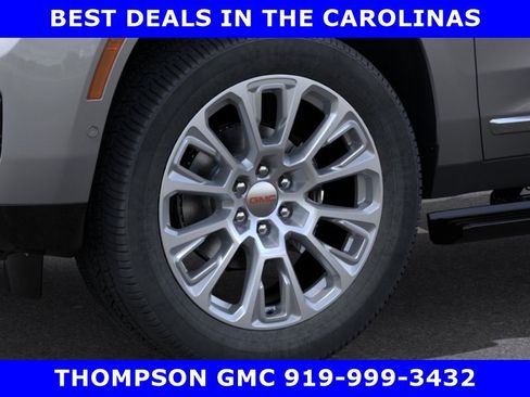 New 2026 GMC Yukon XL Denali AWD/4WD image 9