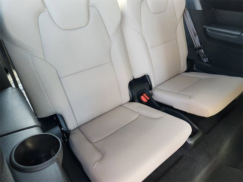 New 2026 Volvo XC90 B6 Plus w/ Protection Package image 21