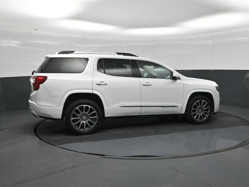 Used 2023 GMC Acadia Denali AWD/4WD image 9
