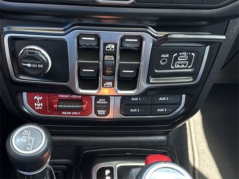 Used 2022 Jeep Wrangler Unlimited Rubicon w/ Trailer Tow Package image 23