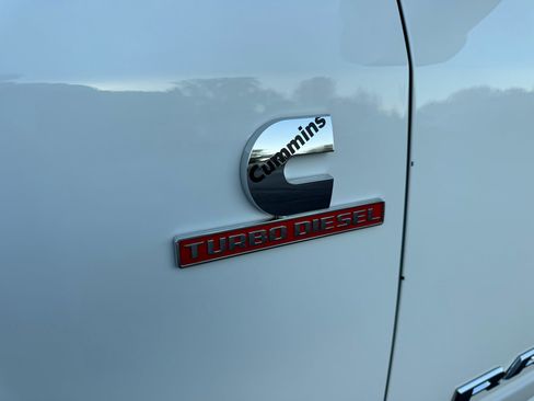 Used 2024 RAM 3500 Big Horn image 14