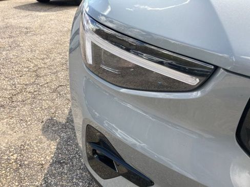 New 2026 Volvo XC40 B5 Ultra w/ Protection Package Premier AWD/4WD image 10