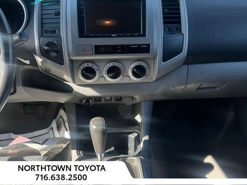 Used 2011 Toyota Tacoma 4x4 Double Cab w/ TRD Off-Road Pkg image 25