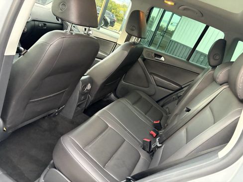Used 2017 Volkswagen Tiguan Wolfsburg Edition image 16