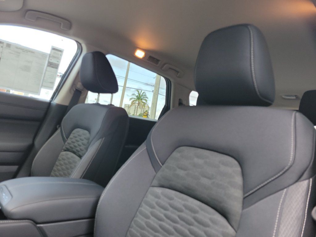New 2026 Nissan Pathfinder SV FWD image 25
