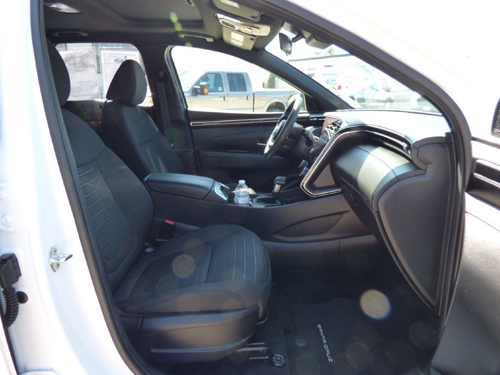 Used 2022 Hyundai Santa Cruz SEL w/ Activity Package FWD image 14