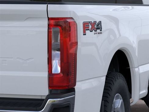 New 2026 Ford F350 XLT AWD/4WD image 21