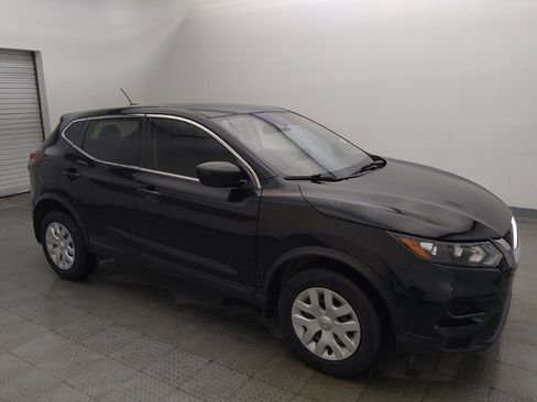 Used 2020 Nissan Rogue Sport S FWD image 11
