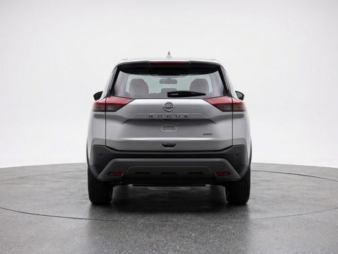 Used 2025 Nissan Rogue SV AWD/4WD image 7
