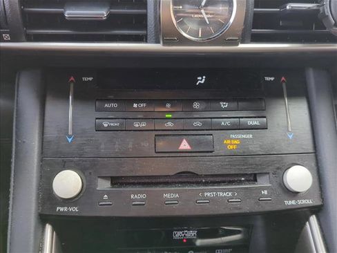 Used 2018 Lexus IS 350 F Sport image 19